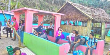 Ilang pasahero sa Sibale Island, stranded dahil sa kakulangang bumabiyahe patungong Pinamalayan