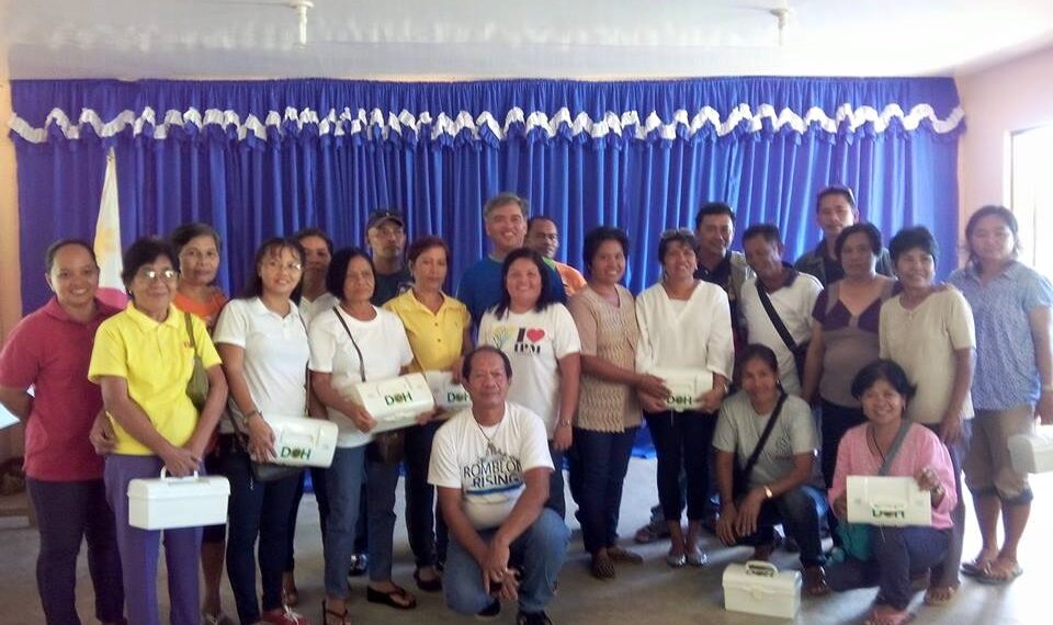 AGRI Partylist awards digital blood pressure apparatus to 8 barangay in Odiongan