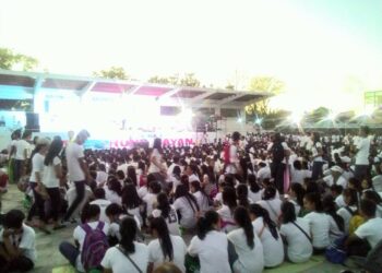 Mga estudyante ng RSU, nagka-isa para ipinalangin ang kapayapaan