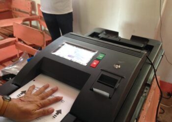 Comelec starts final VCMs testing, sealing May 6
