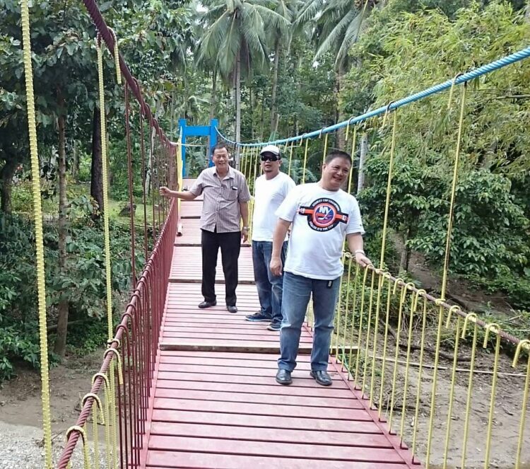 Photo from Facebook/Lolong Firmalo