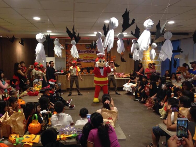 Jollibee Odiongan, nagdaos ng Halloween Party
