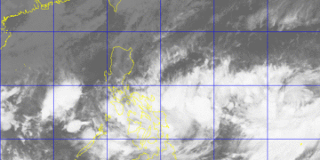 Maulap na papawirin na may pulu-pulong mga pag-ulan, asahan sa Romblon ngayong araw