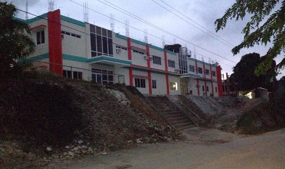 Bagong gusali ng Romblon District Hospital, naitayo na (Photo Courtesy of Mikko Molino/RNN)