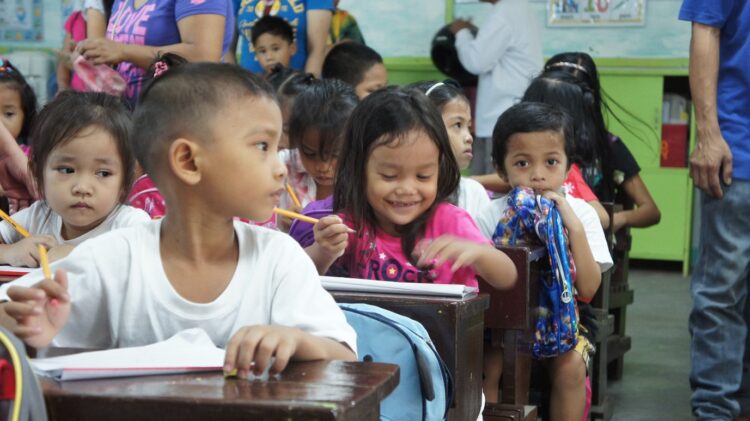 Pagbubukas ng klase sa Romblon ngayong araw, naging matagumpay