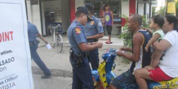 Istriktong implementasyon ng batas sa pagsusuot ng helmet, iniutos ng DILG