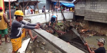 Clearing operation sa mga kahoy na bumara sa mga creek sa Romblon, nagpapatuloy