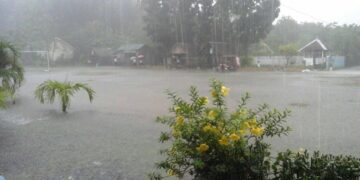 Flooding hits some parts of Alcantara on Monday, classes suspended