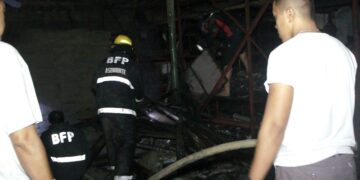 Bodega ng mga panindang bakal at kahoy, nasunog