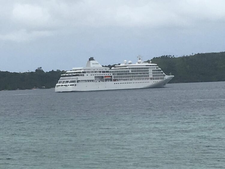 Cruise ship visits Romblon, Romblon