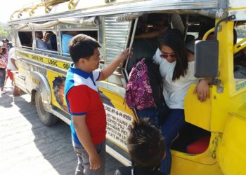 LTO-Romblon, nag-inspeksyon sa mga jeep na nasa pantalan sa Tablas Island