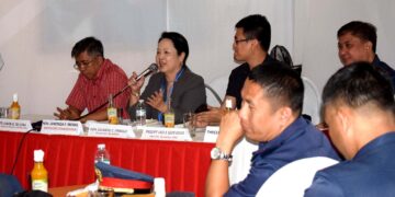 NAPOLCOM Commissioner encourages Romblon Mayors, Police to work together hand-in-hand