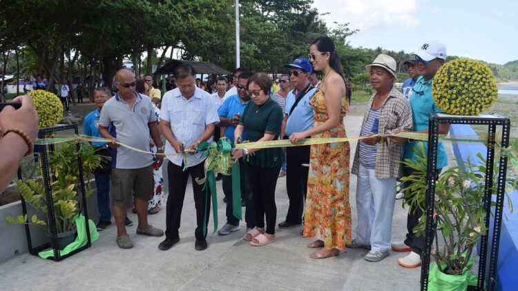 Bagong ayos na Baywalk sa Odiongan, pinasinayaan na