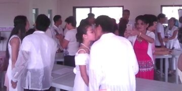 Siyam na pares ng magsing-irog, sabay na ikinasal sa Santa Maria