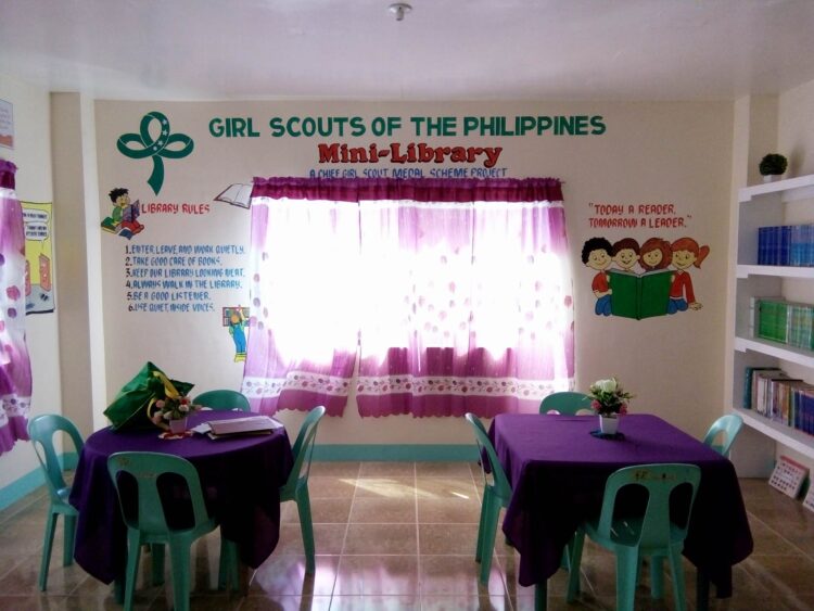 GSP ng Alcantara NHS naghandog ng Mini-Library sa Brgy San Roque