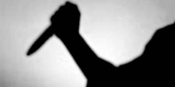 Man survives stabbing in Carabao Island