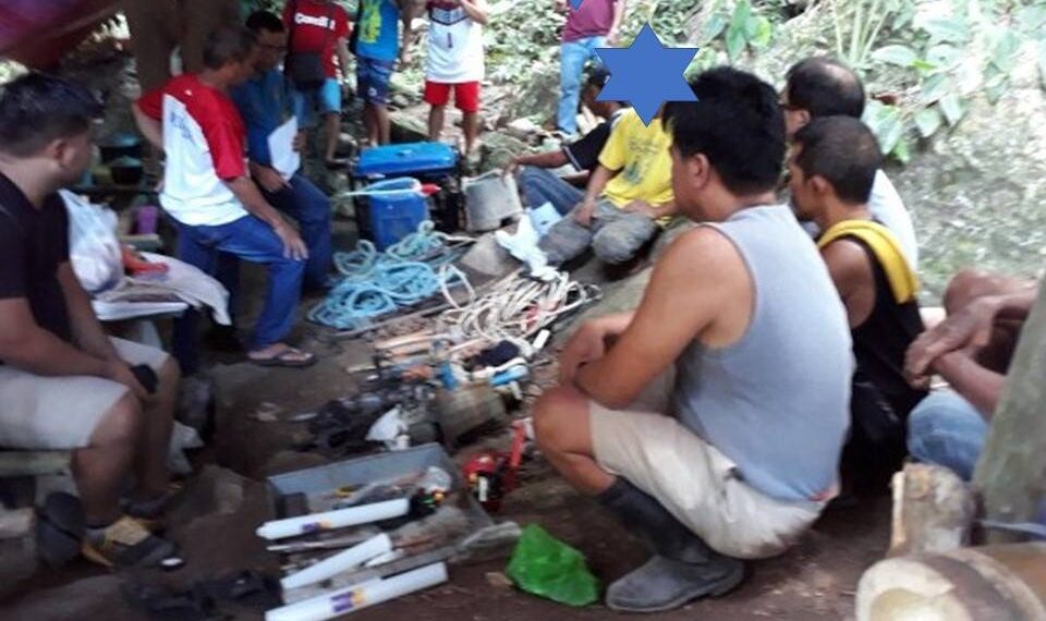 Walong minero, arestado dahil sa iligal na pagmimina sa San Agustin