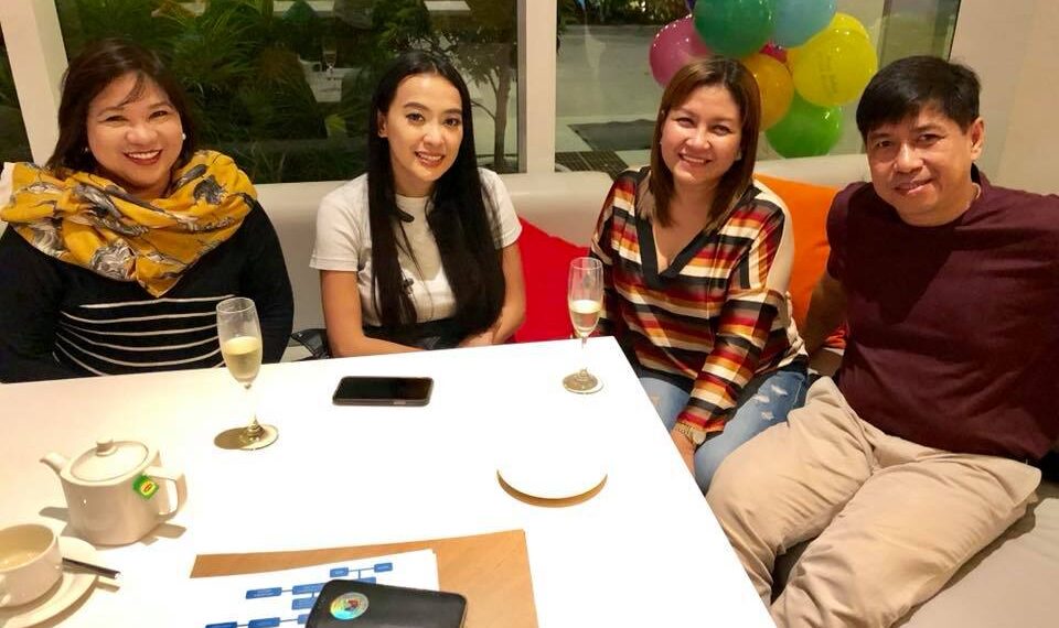 Mayor Bañares shares a photo with Former PCOO Asec. Mocha