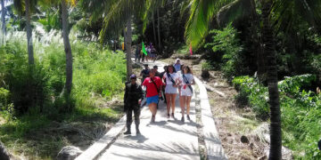 Miss Earth 2018 goddesses explores San Agustin town on Tuesday