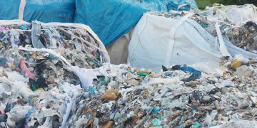 U_Spy: Anneyong-basura mo!