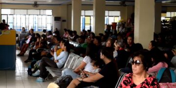 Storm ‘Usman’ leaves 850 passengers stranded in Poctoy Port