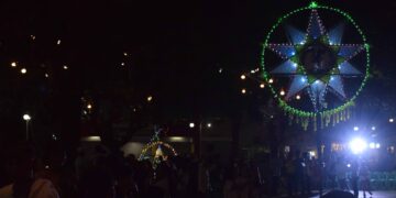 Mga SK sa Odiongan, nagpagandahan sa ginawang Giant Parol
