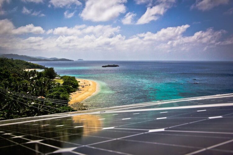 Hydropanels to help Cobrador Island residents