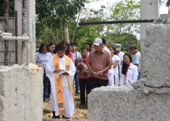 Itinatayong bagong gusali ng San Jose District Hospital, benendisyunan