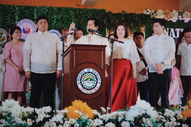 Riano, umupo na bilang bagong Gobernador ng Romblon