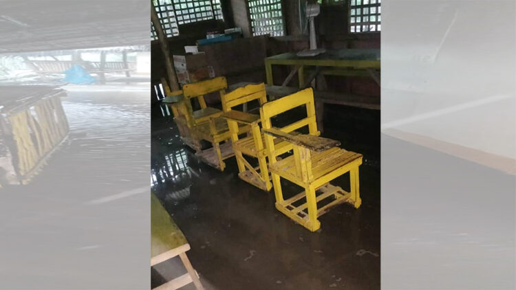 Ilang makeshift classroom sa San Fernando, pinasok ng baha