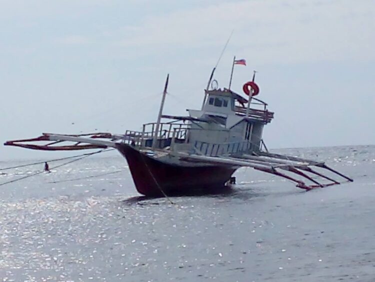 MARINA starts phase out of wooden-hull bancas