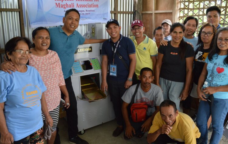 ‘High Tech’ na Gilingan ng Palay, kaloob ng DOST sa mga magsasaka sa Odiongan