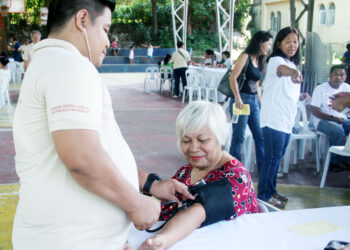 DOH signs IRR for UHC law