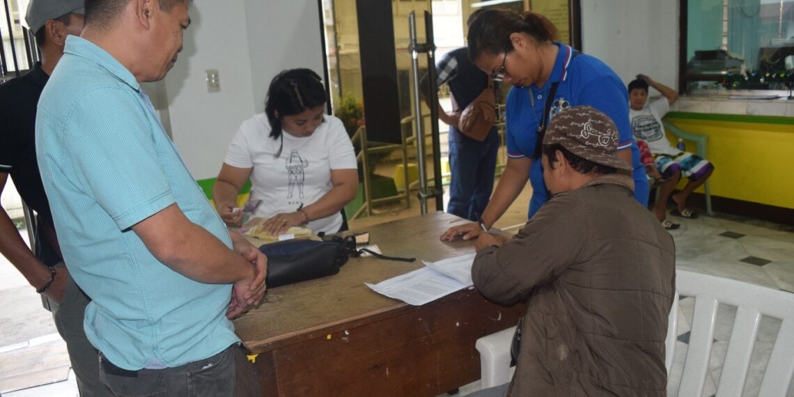 DOLE-Romblon releases TUPAD workers’ wages in Romblon, Romblon