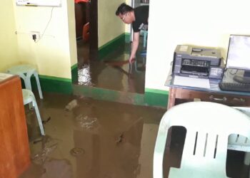Baha sa Odiongan kanina, nag-iwan ng putik