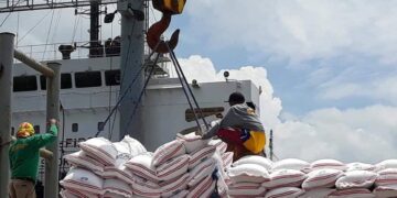 Duterte orders DA to suspend rice importation