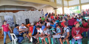 1,094 magsasaka sa Corcuera, nakatanggap ng tulong mula sa DA, DSWD