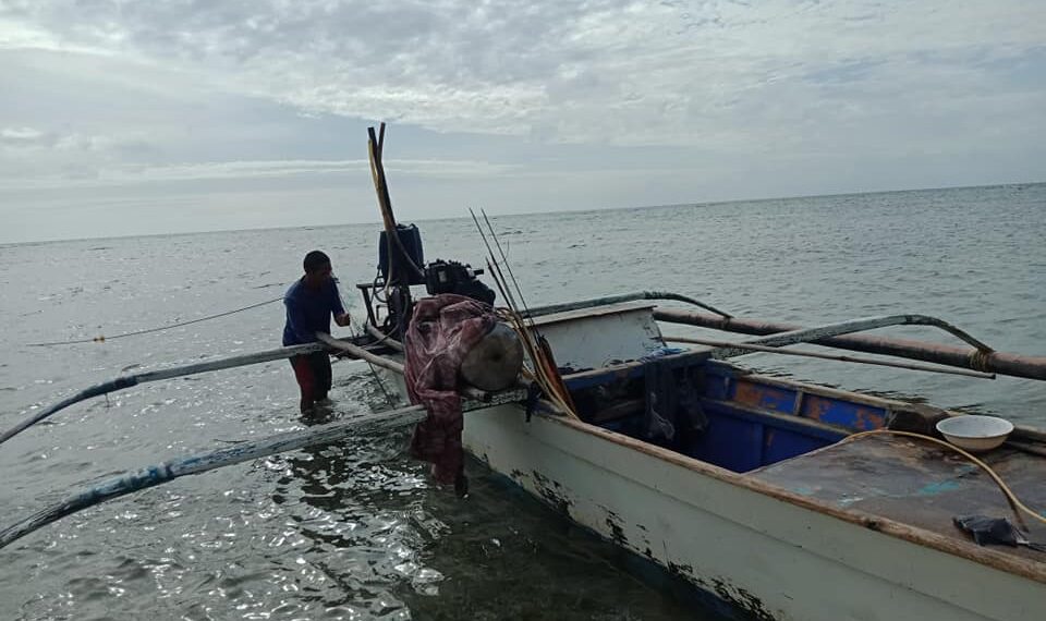 2 mangingisda sa Santa Fe, timbog sa paggamit ng kompresor