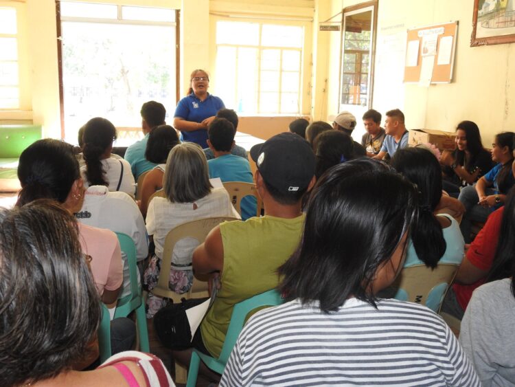 Mga PWDs sa Odiongan, tumanggap ng tulong pinansyal mula sa DSWD