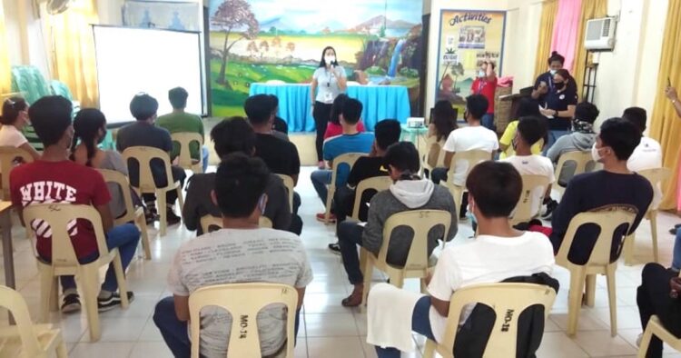 DOLE pays P1 Million worth of SPES salary in Romblon
