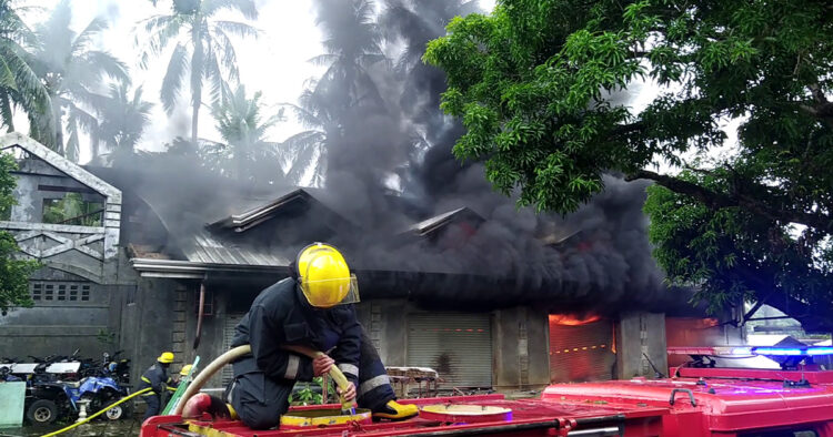 Bodega ng KW Trading sa Odiongan, nasunog