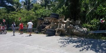 Driver ng mixer na naaksidente sa Santa Fe, patay!