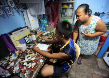 U_Spy: Napag-iiwanan ang mga Pinoy