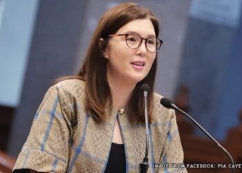 Over defensive si senadora?