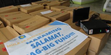 Pag-IBIG Fund donates Desktop Computers to DepEd Romblon