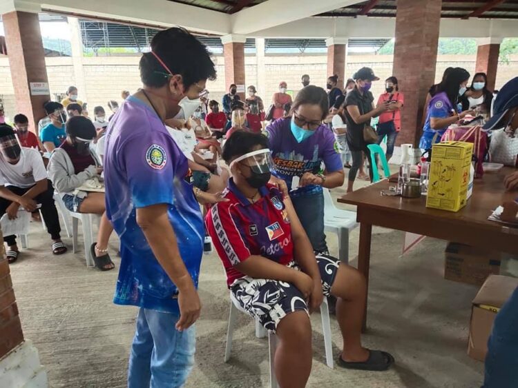 Pagbabakuna sa mga bata sa Romblon kontra Covid-19, nagsimula na