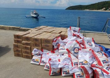 3k food packs tinanggap ng Simara at Sibale mula sa DSWD, One Romblon