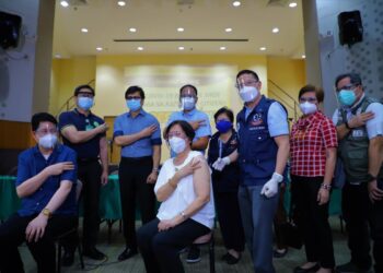 Gov’t rolls out COVID-19 booster shots for senior citizens, persons with comorbidities