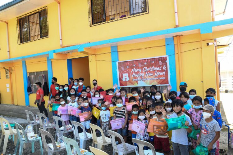 HungryBear reaches out to Anahao School Children