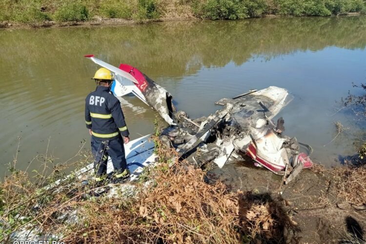 Training plane crashes in Alaminos City